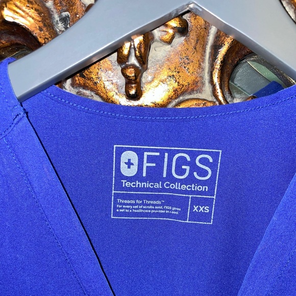 FIGS Casma scrub top in Deep Royal blue XXS - Picture 2 of 5